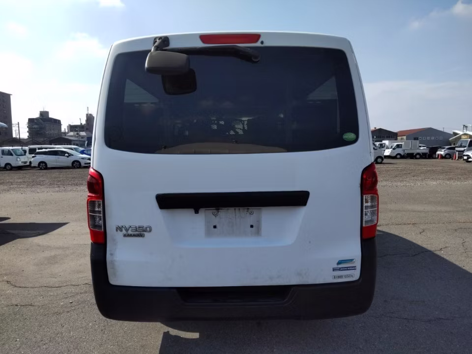 NISSAN NV350 CARAVAN