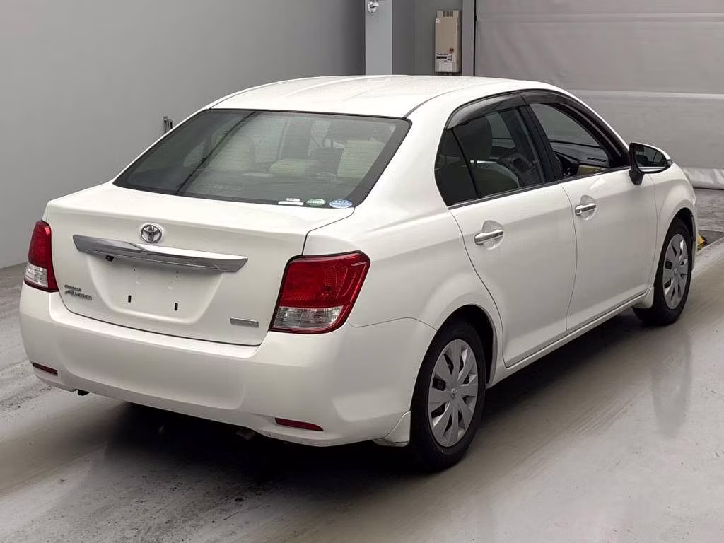 TOYOTA COROLLA AXIO