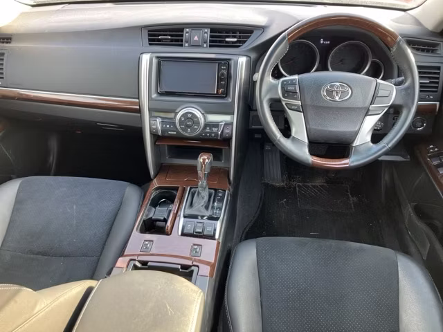 TOYOTA MARK X