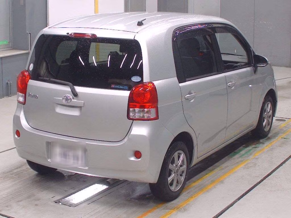 TOYOTA PORTE