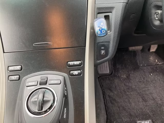 TOYOTA SAI