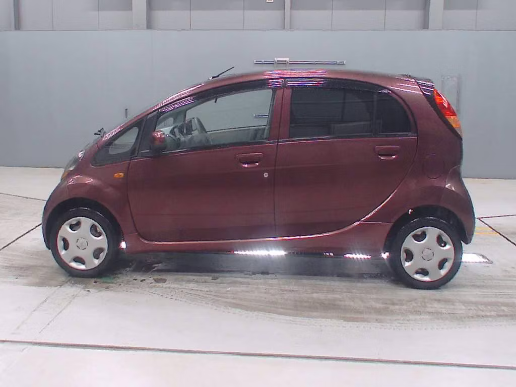 MITSUBISHI I