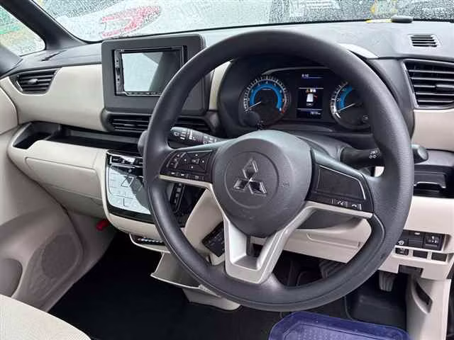 MITSUBISHI EK SPACE