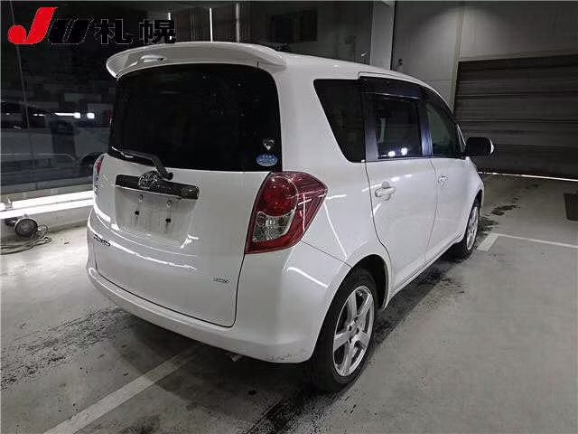 TOYOTA RACTIS