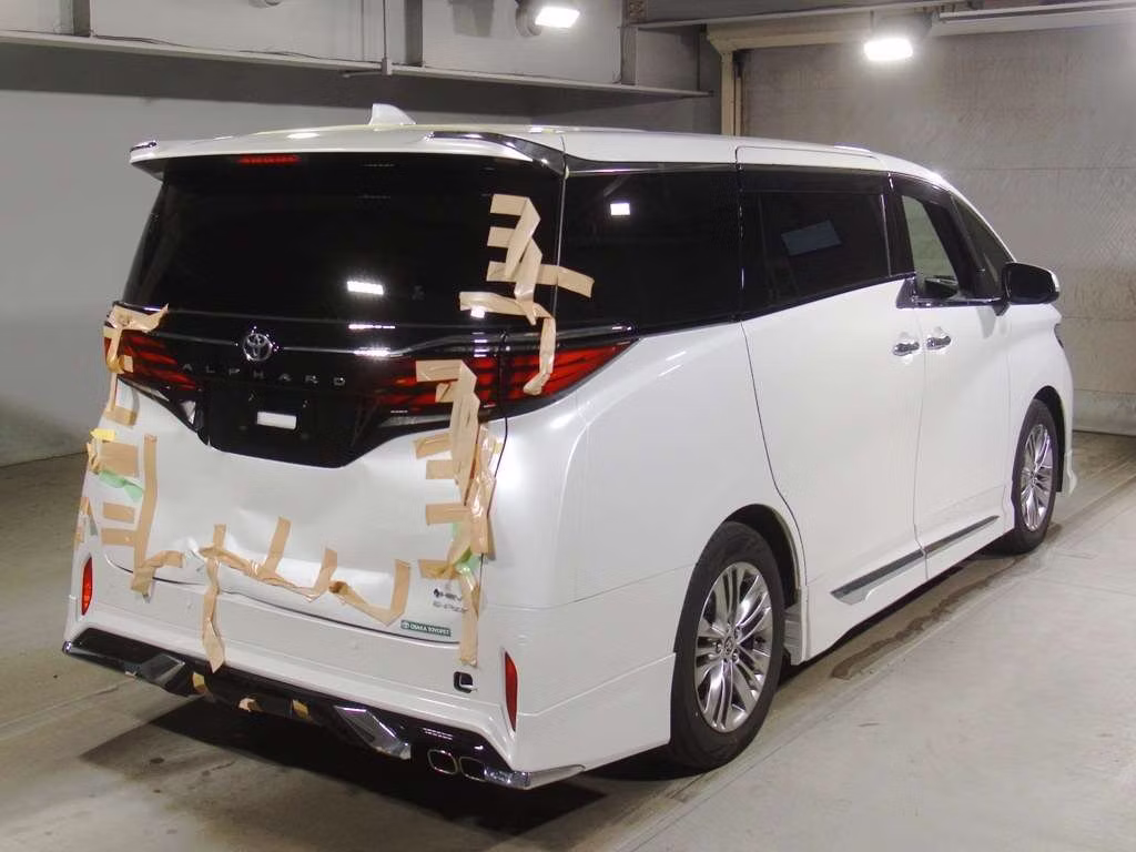 TOYOTA ALPHARD