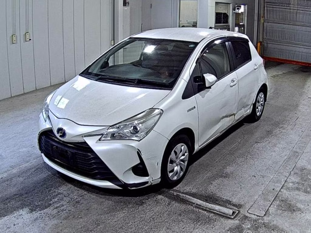 TOYOTA VITZ