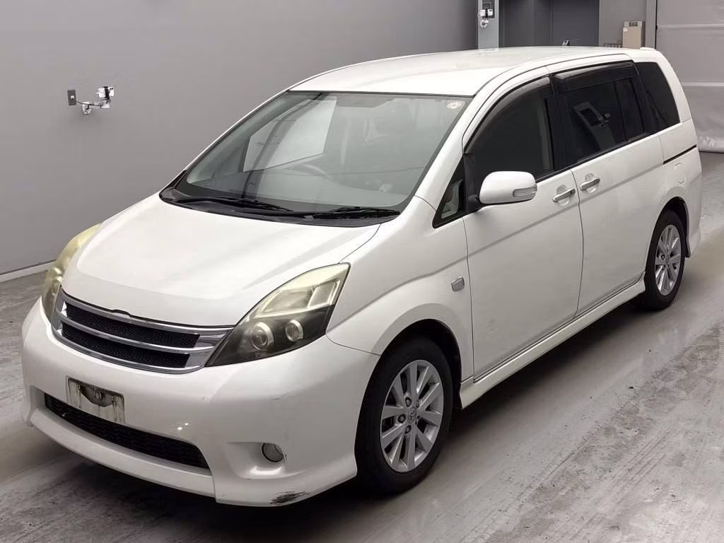 TOYOTA ISIS