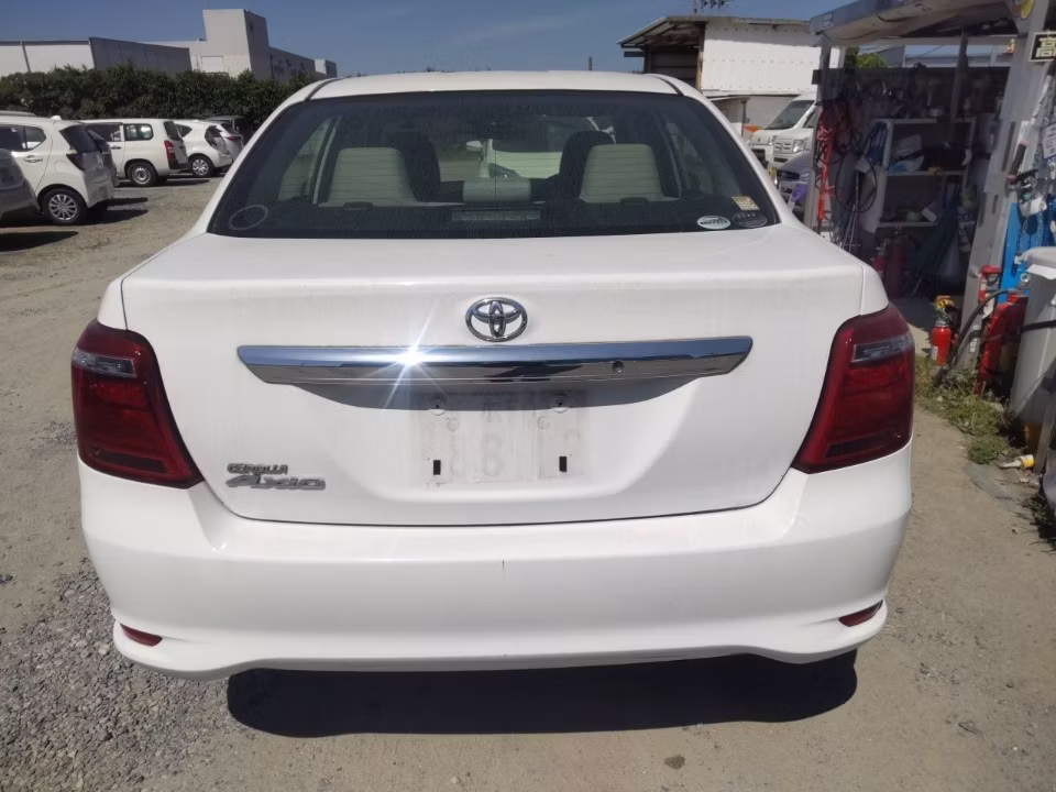 TOYOTA COROLLA AXIO