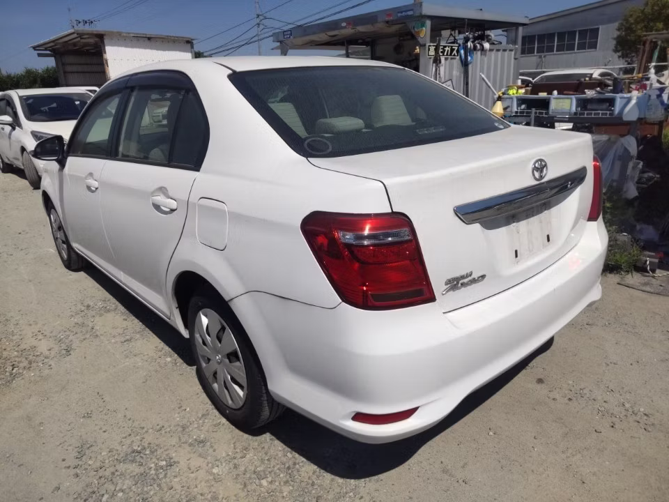 TOYOTA COROLLA AXIO