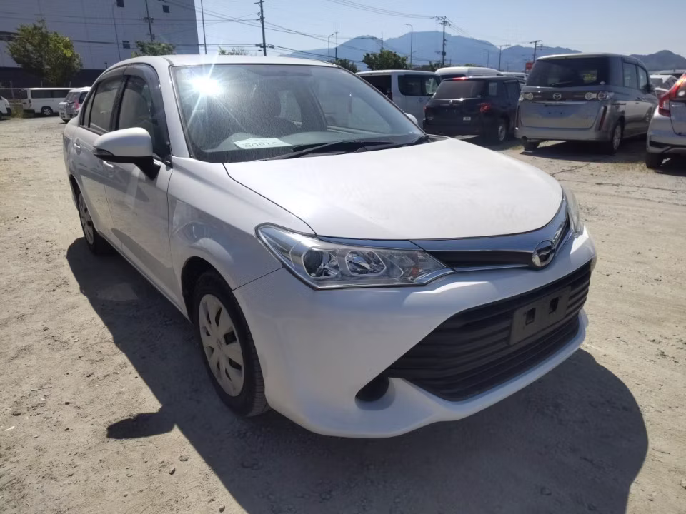 TOYOTA COROLLA AXIO