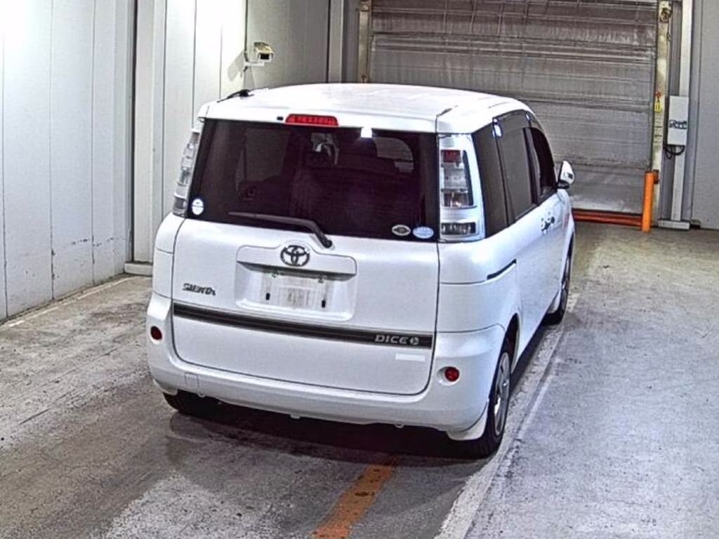 TOYOTA SIENTA
