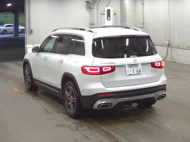 MERCEDES-BENZ GLB-CLASS
