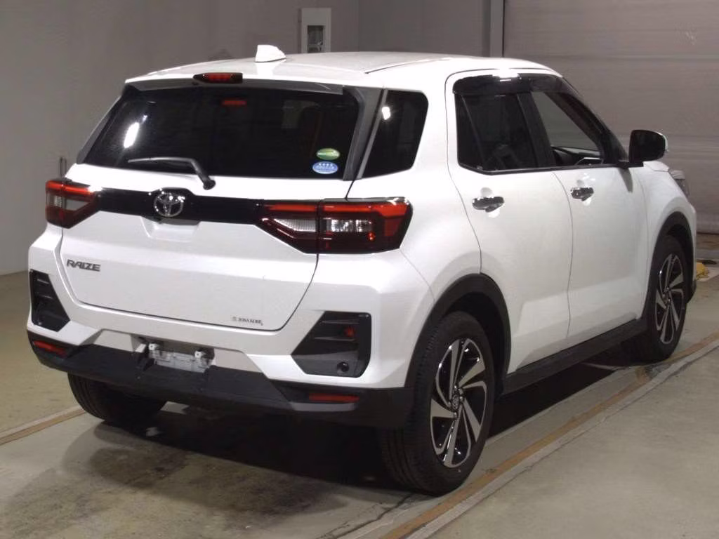 TOYOTA RAIZE