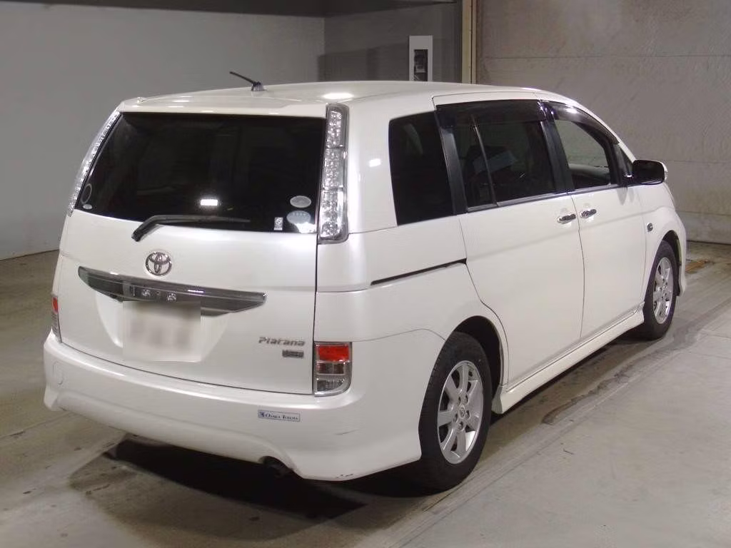 TOYOTA ISIS