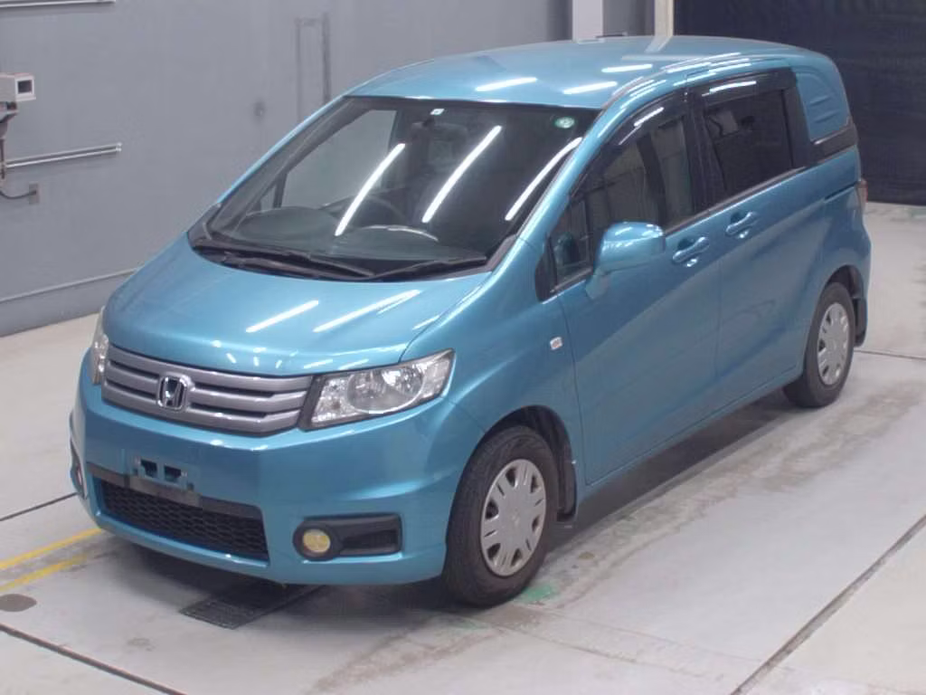 HONDA FREED SPIKE