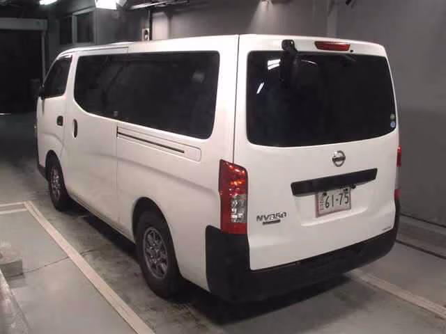 NISSAN NV350 CARAVAN