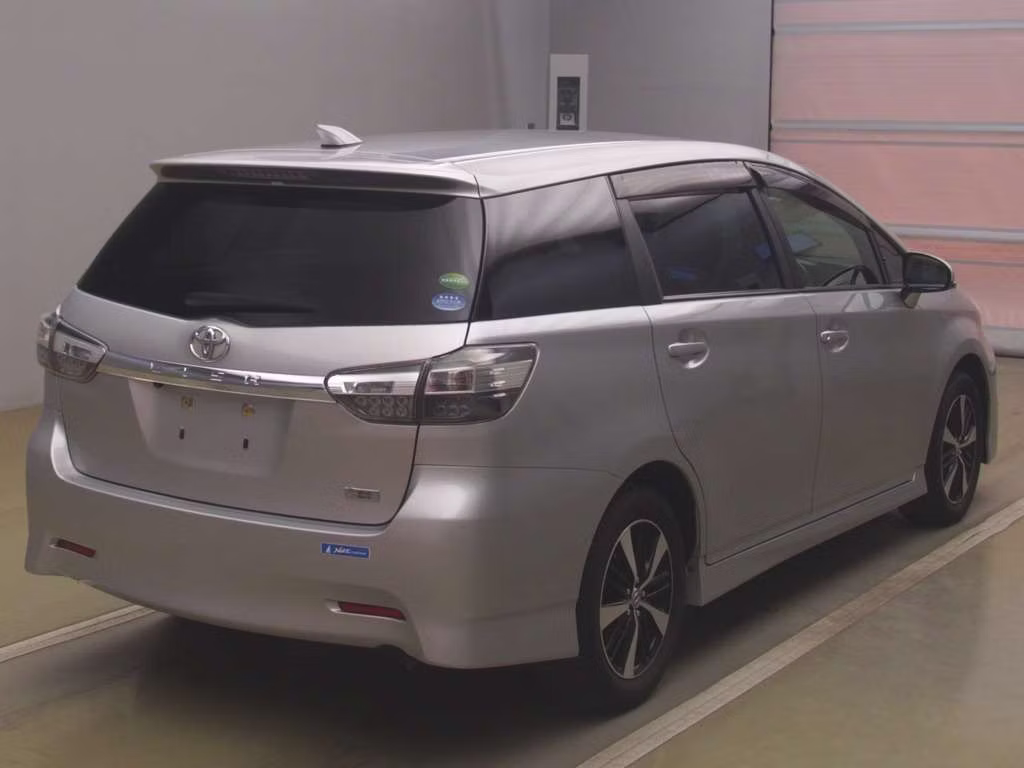 TOYOTA WISH