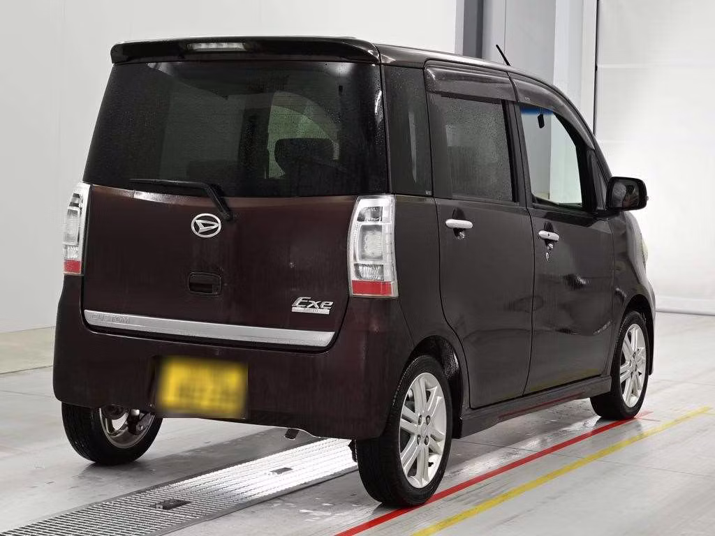 DAIHATSU TANTO EXE