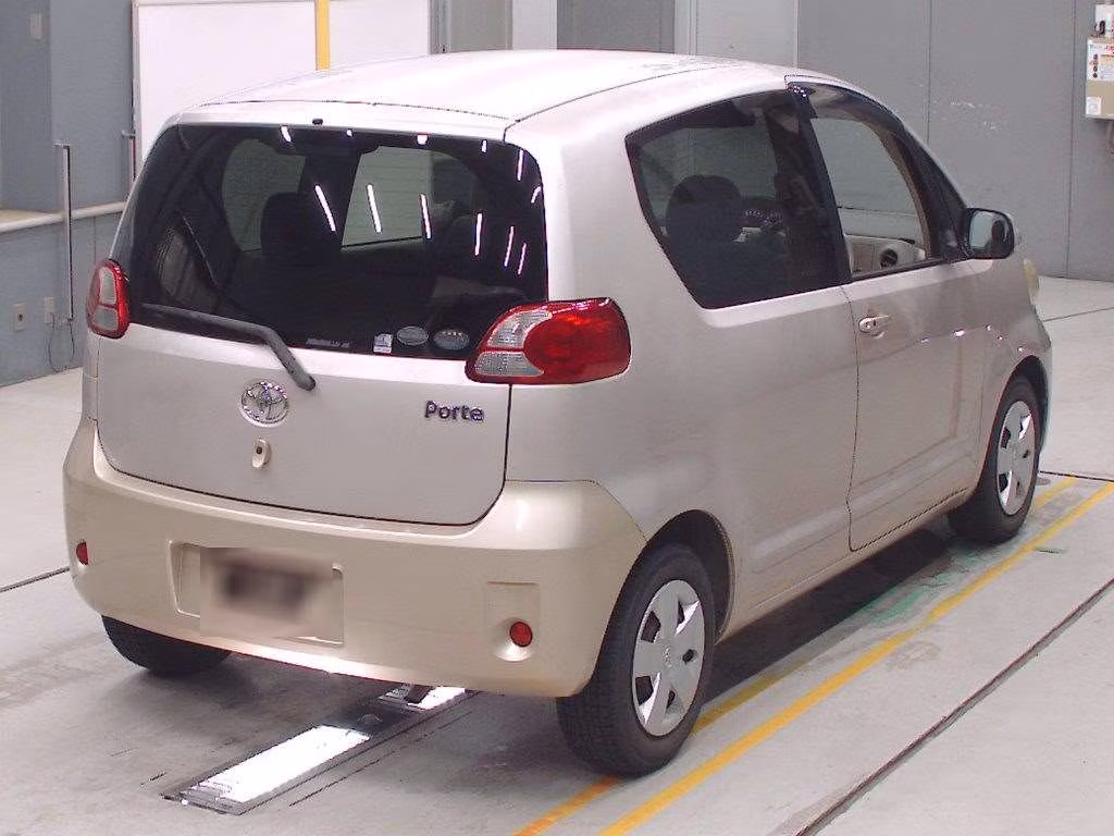 TOYOTA PORTE
