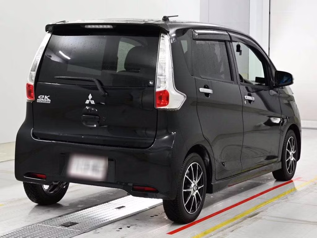 MITSUBISHI EK CUSTOM