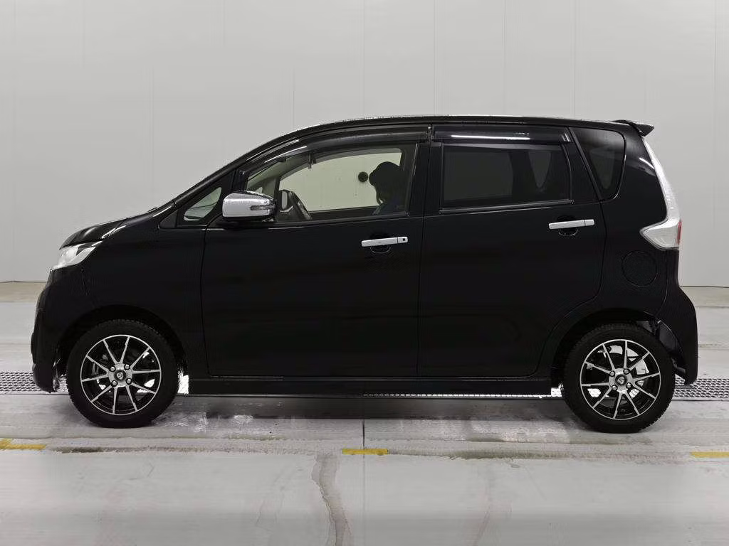 MITSUBISHI EK CUSTOM
