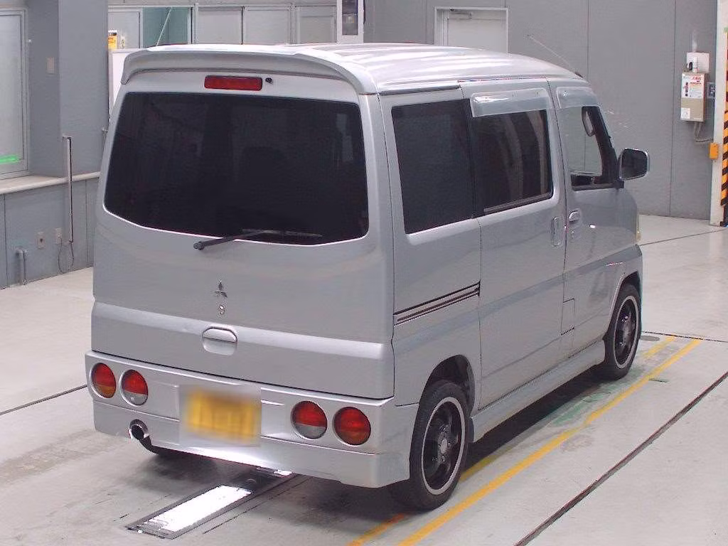 MITSUBISHI TOWN BOX