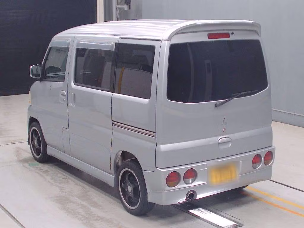 MITSUBISHI TOWN BOX