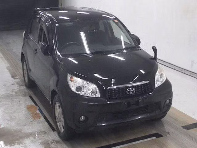 TOYOTA RUSH