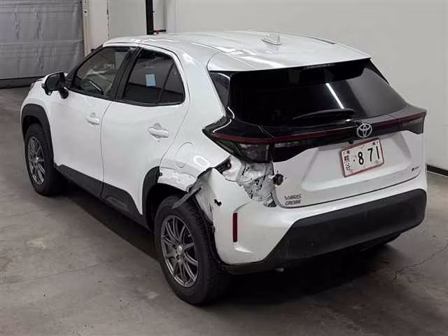 TOYOTA YARIS CROSS