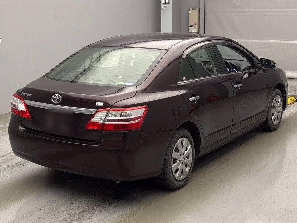 TOYOTA PREMIO
