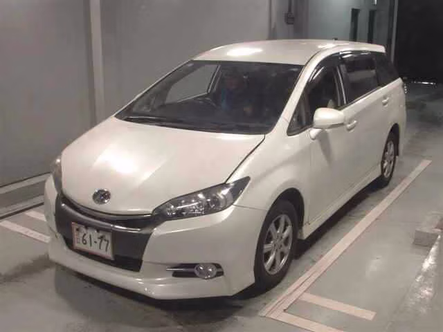 TOYOTA WISH
