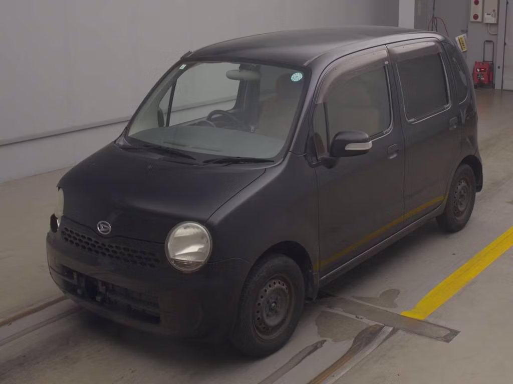 DAIHATSU MOVE LATTE