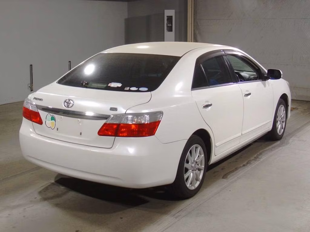 TOYOTA PREMIO