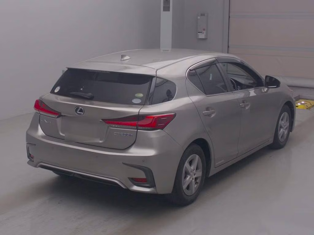 LEXUS CT200H