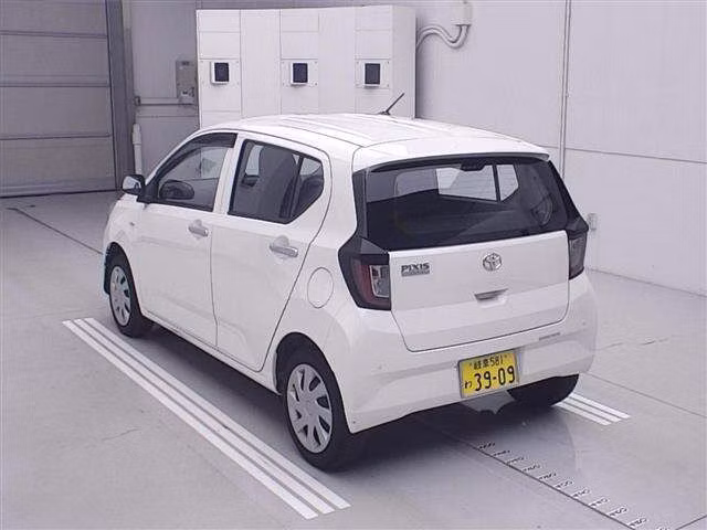 TOYOTA PIXIS EPOCH