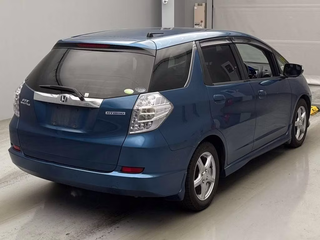 HONDA FIT SHUTTLE