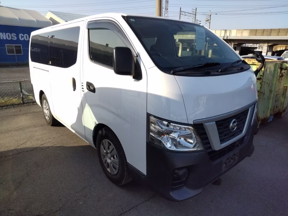 NISSAN NV350 CARAVAN