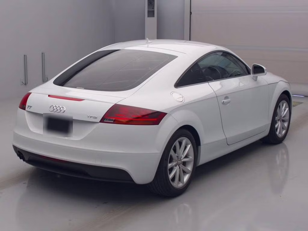 AUDI TT