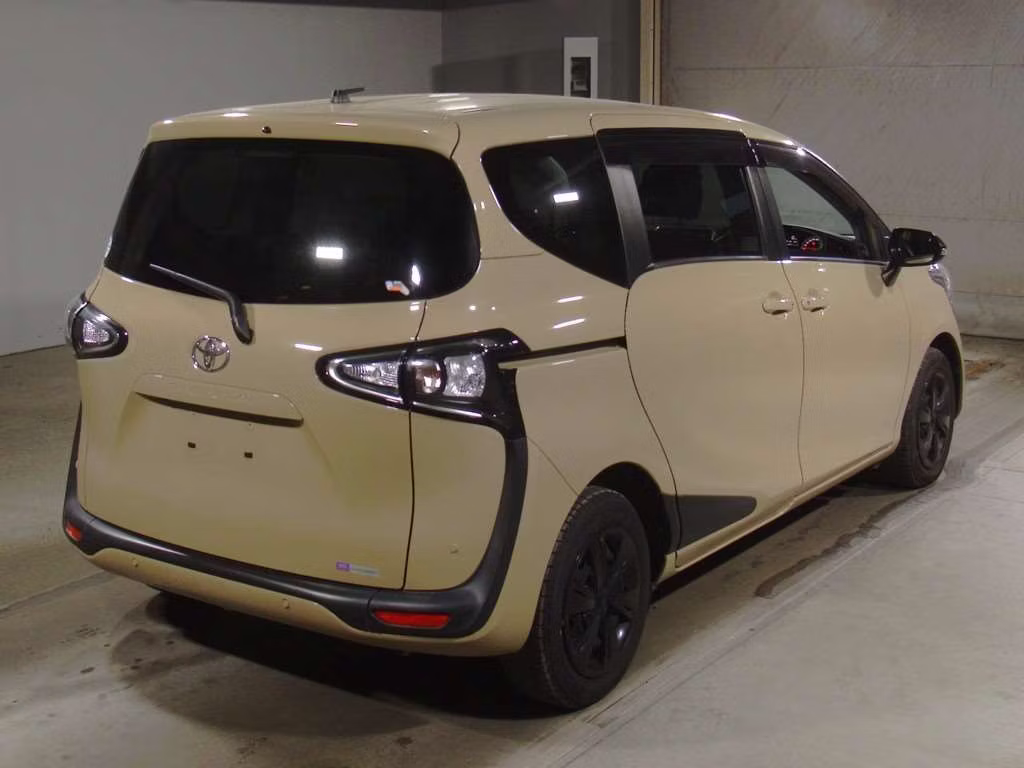 TOYOTA SIENTA