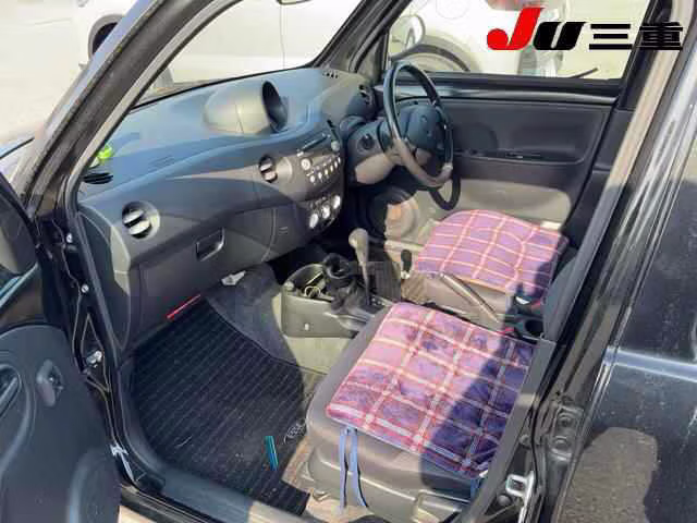 DAIHATSU ESSE