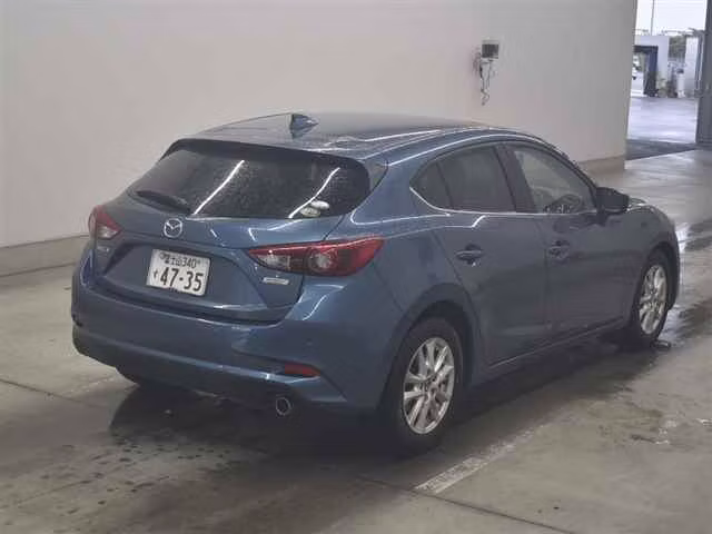 MAZDA AXELA