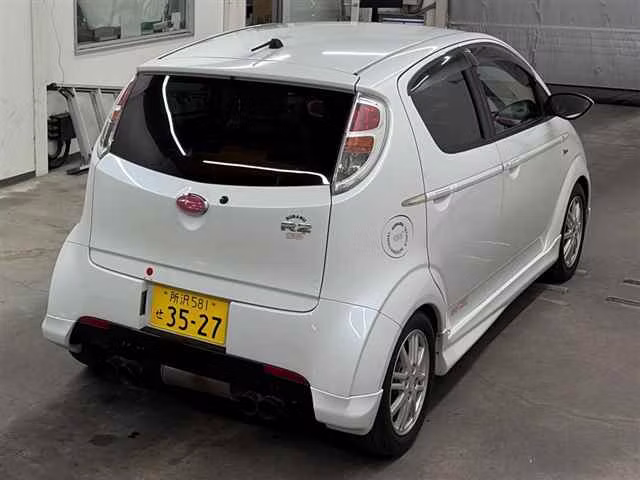 SUBARU R2