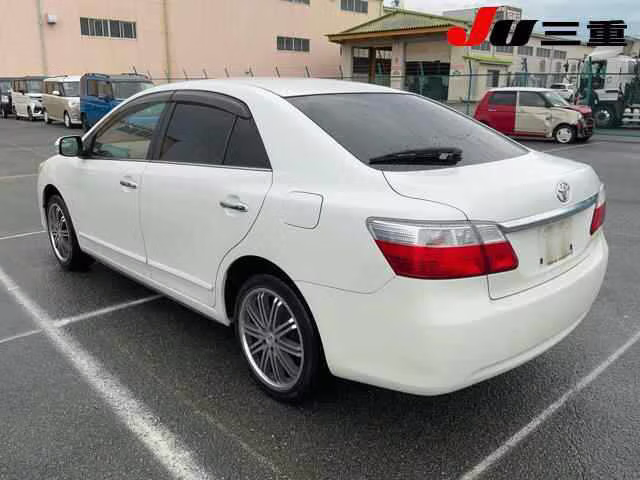 TOYOTA PREMIO