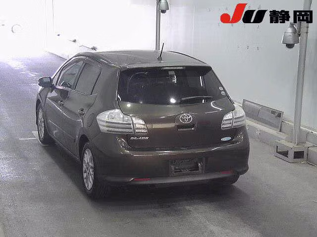 TOYOTA BLADE