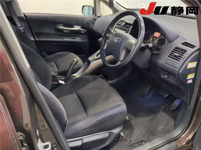 TOYOTA BLADE
