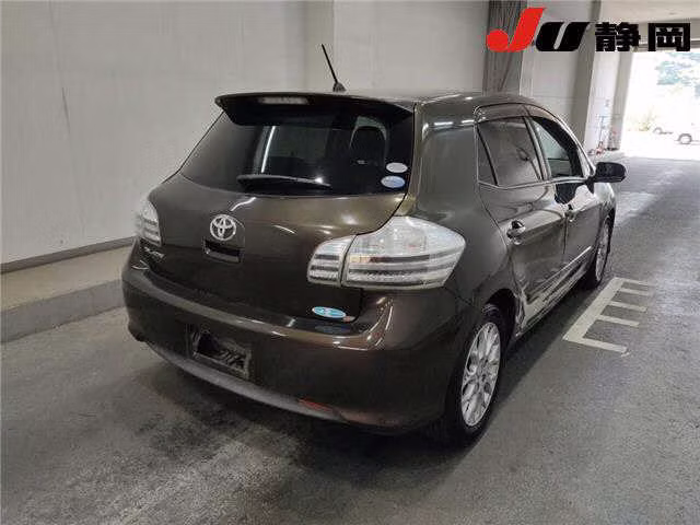 TOYOTA BLADE