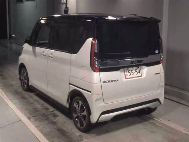 MITSUBISHI EK SPACE