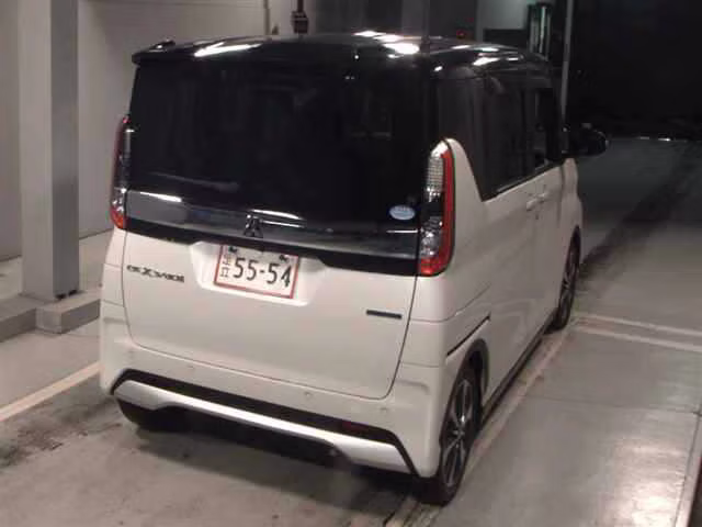 MITSUBISHI EK SPACE