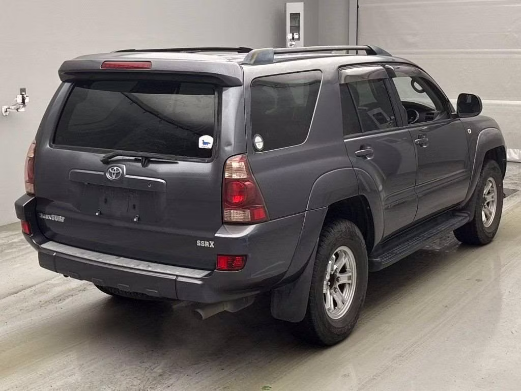 TOYOTA HILUX SURF