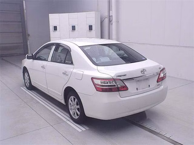 TOYOTA PREMIO